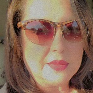 Meet your Posher, Anita
